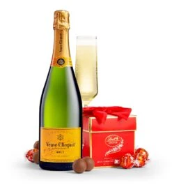 Classic LINDOR Truffle Box With Veuve Clicquot